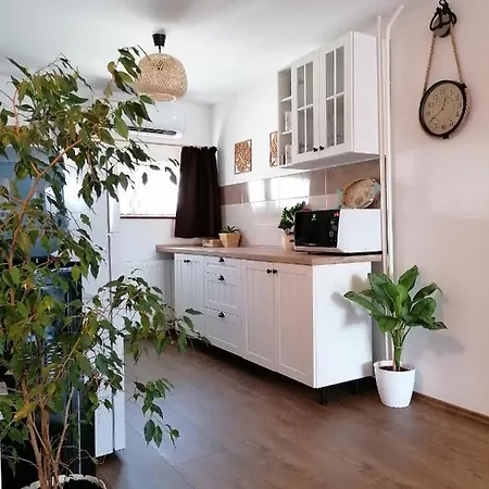 Apartman Lilla *