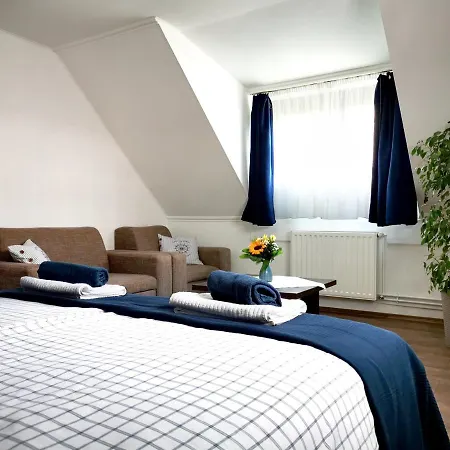 Apartman Lilla *
